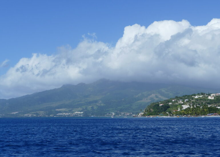01. En arrivant à Saint-Pierre