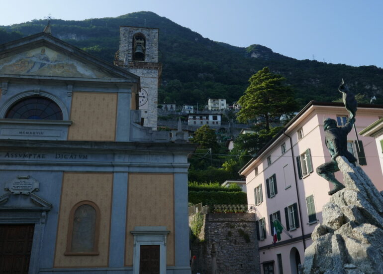 01. Lac de Côme, l'église de Carate Urio