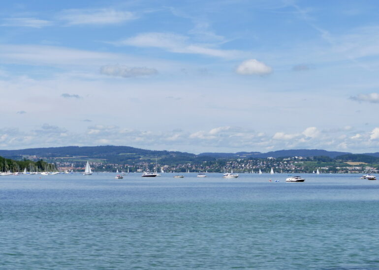 01. Le lac de Constance - Meersburg sur la rive opposée