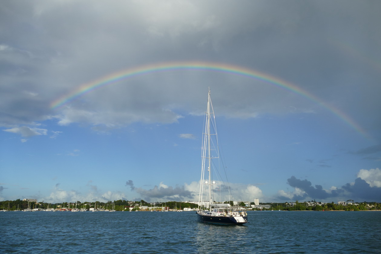 02. A Pointe-à-Pitre il y a des bateaux