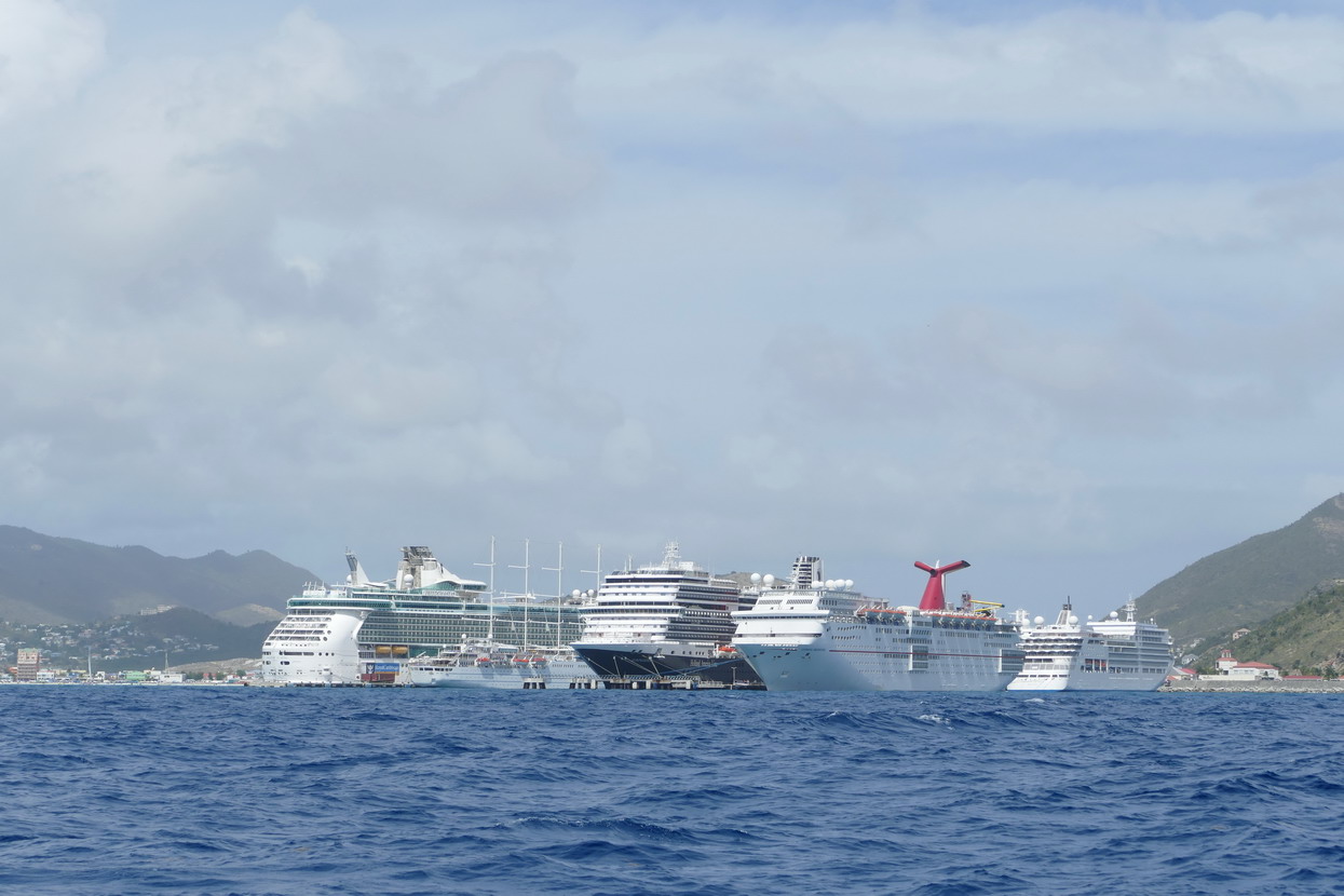 02. Sint Maarten, Philipsburg, les paquebots sont omniprésents