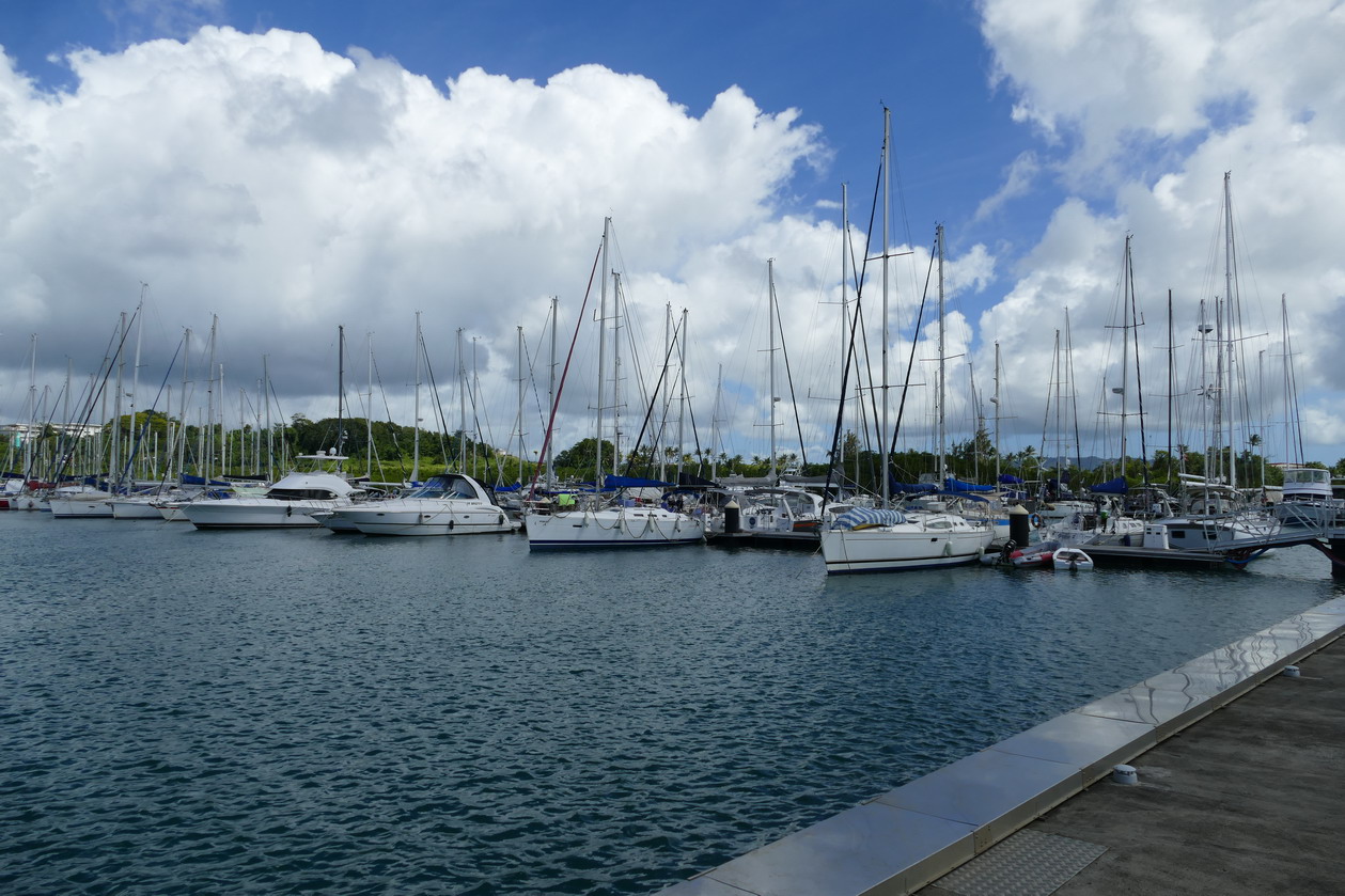 03. Fort-de-France, la marina z'Abricots