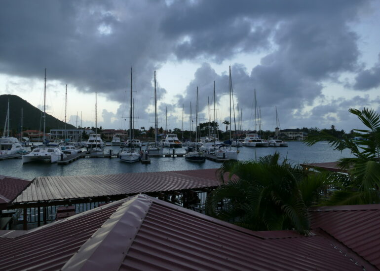 03. La marina de Rodney bay , un peu vide avant l'arrivée de l'ARC