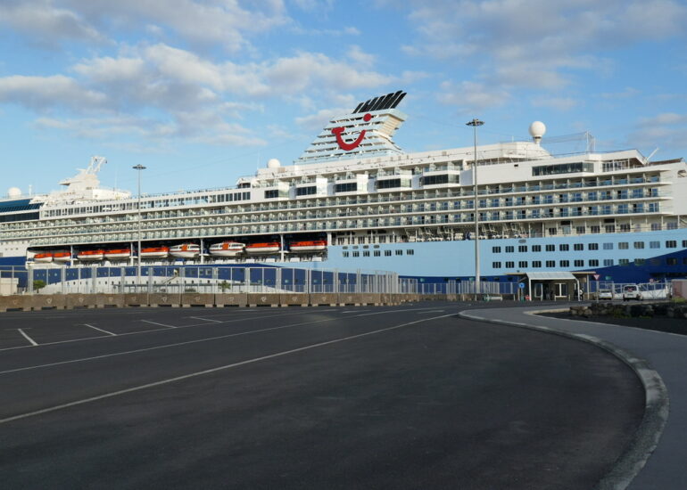 06. Arrecife, la ronde des paquebots de croisière