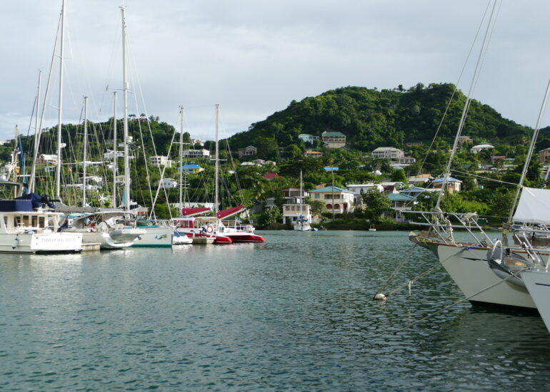 06. La marina de Port St Louis