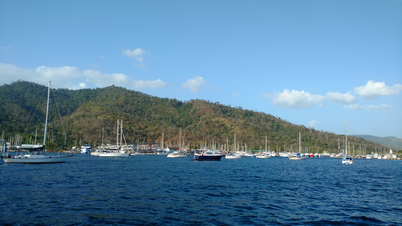 06. Trinidad, baie de Chaguaramas ; à cette époque de l'année, il y a du monde !