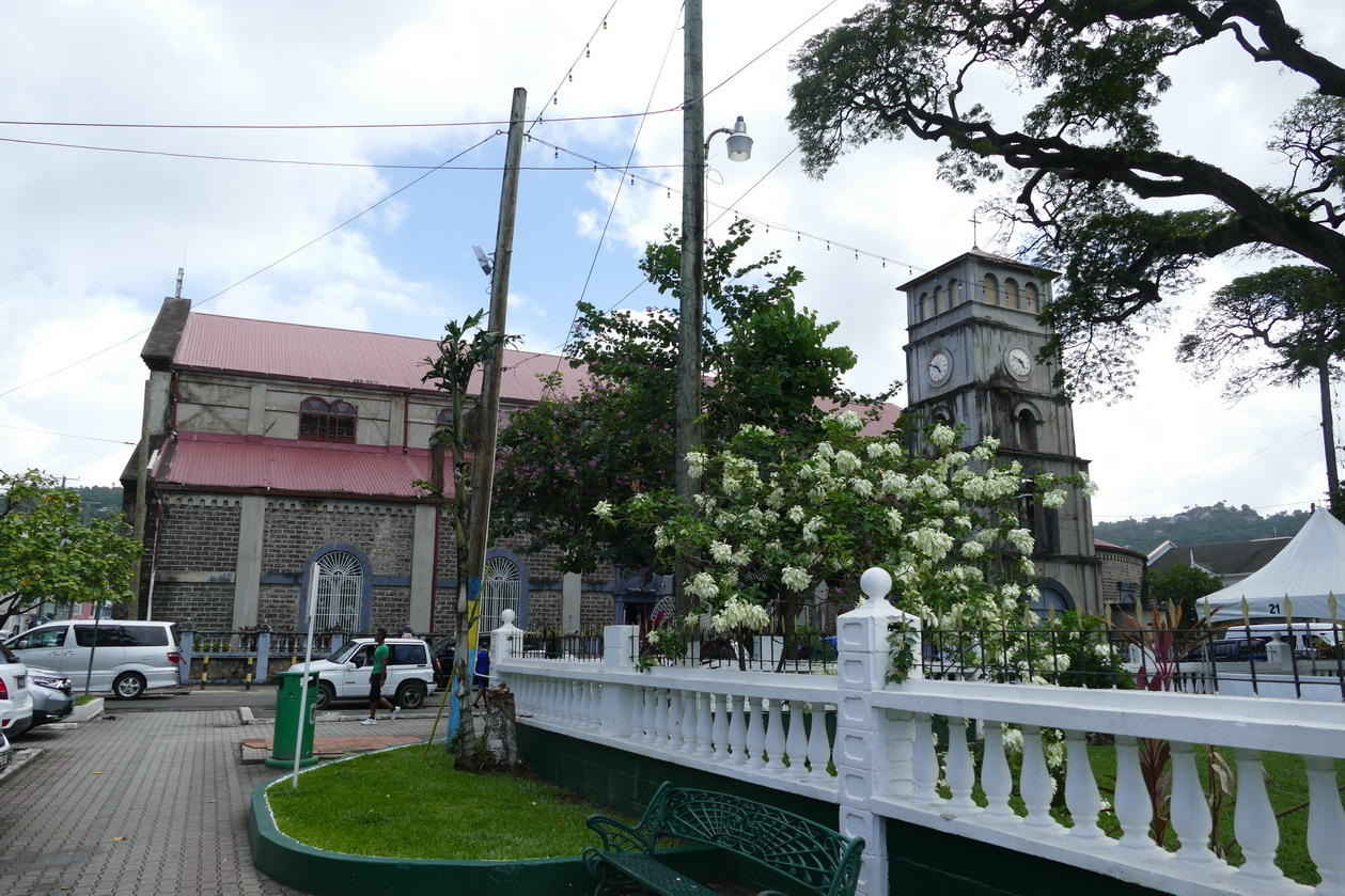 07. Castries, la basilique