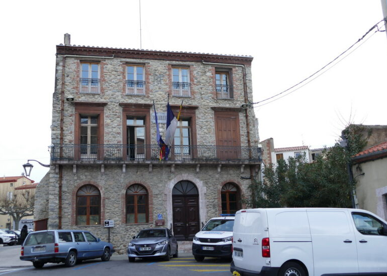 07. Prades, la mairie