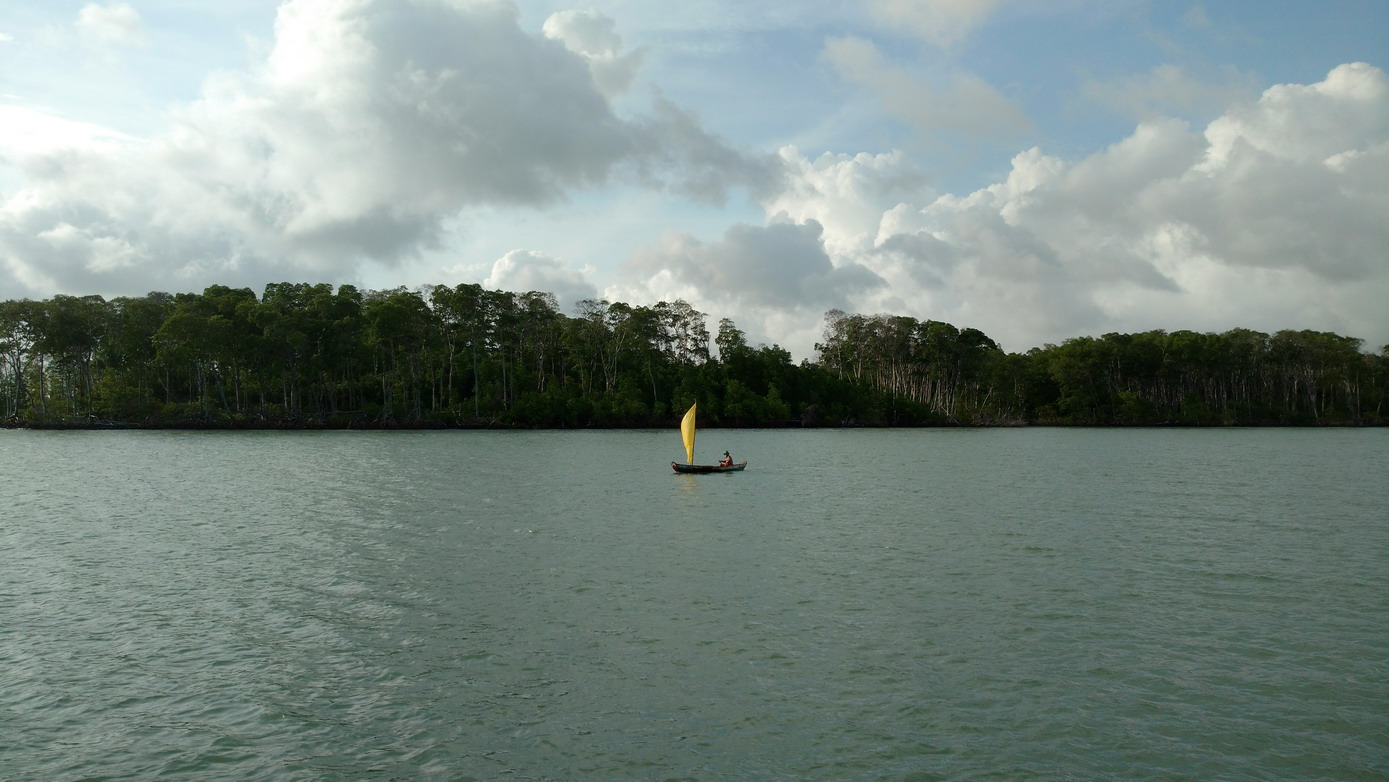 08. Lençóis, barque de pêche à voile