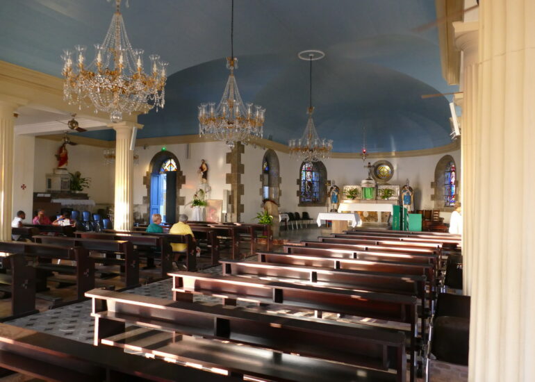 09. Petite Anse d'Arlet, l'église St Henri