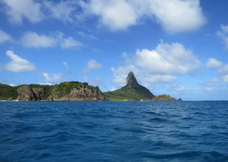 1. Noronha, Morro de Pico