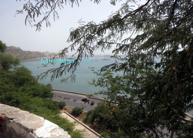 1. Praia, la baie vue du Platô – Mindelo est tout petit