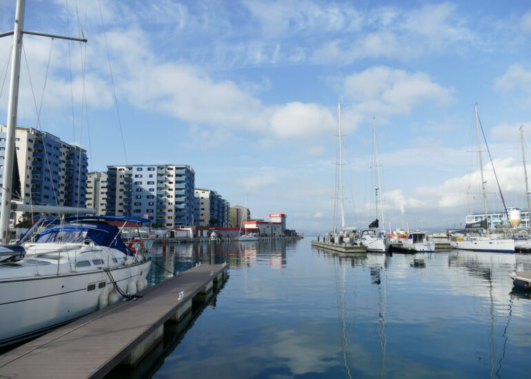 10. Gibraltar, Ocean village, la marina et le quartier résidentiel