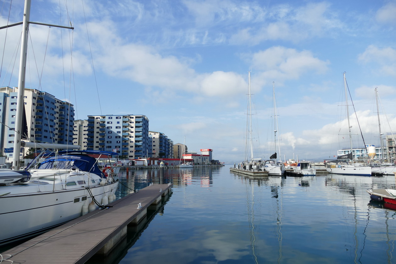 10. Gibraltar, Ocean village, la marina et le quartier résidentiel