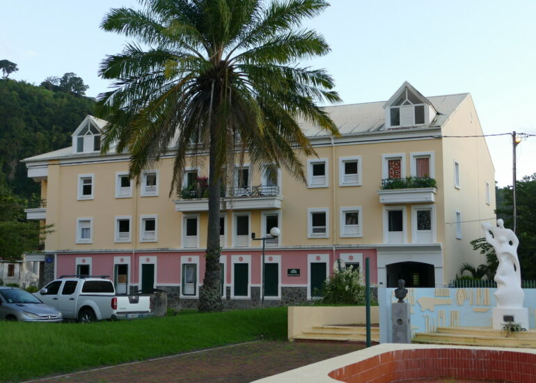 10. Saint-Pierre ; ensemble moderne