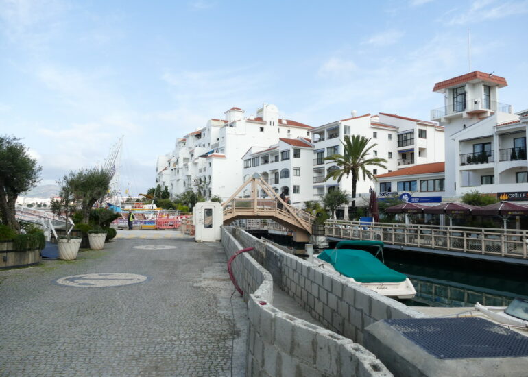 11. Gibraltar, Ocean village, la marina et le quartier résidentiel