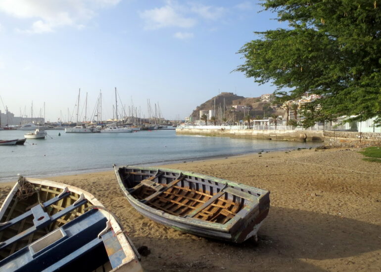 12. La marina