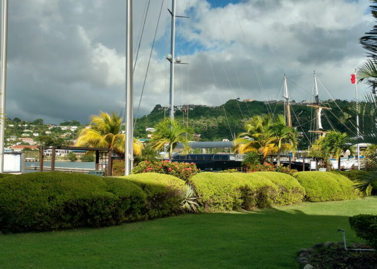 12. La marina de Port Louis