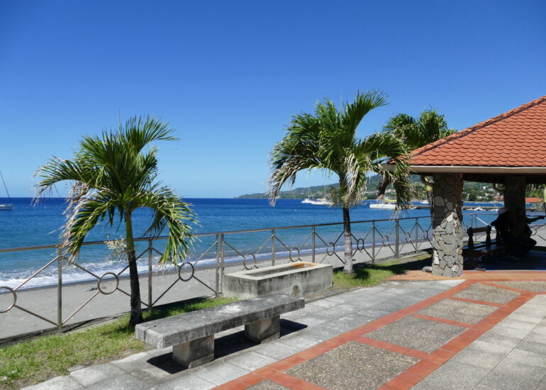 13. Saint-Pierre ; la promenade