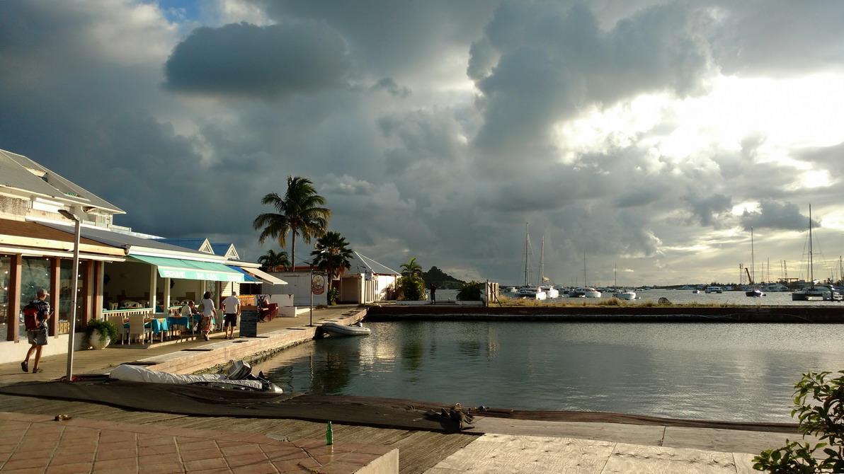 13. St Martin, Marigot, le fond du lagon et ses restaurants