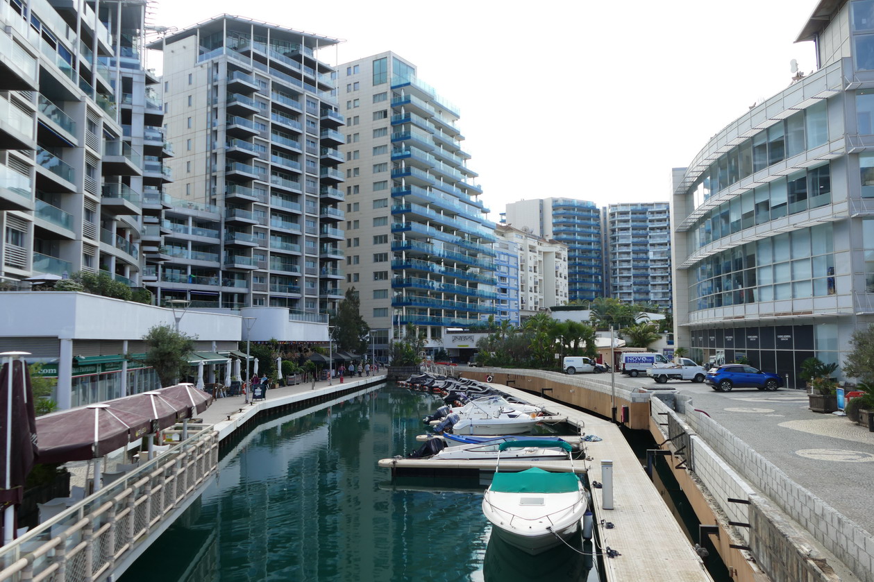 15. Gibraltar, Ocean village, la marina et le quartier résidentiel