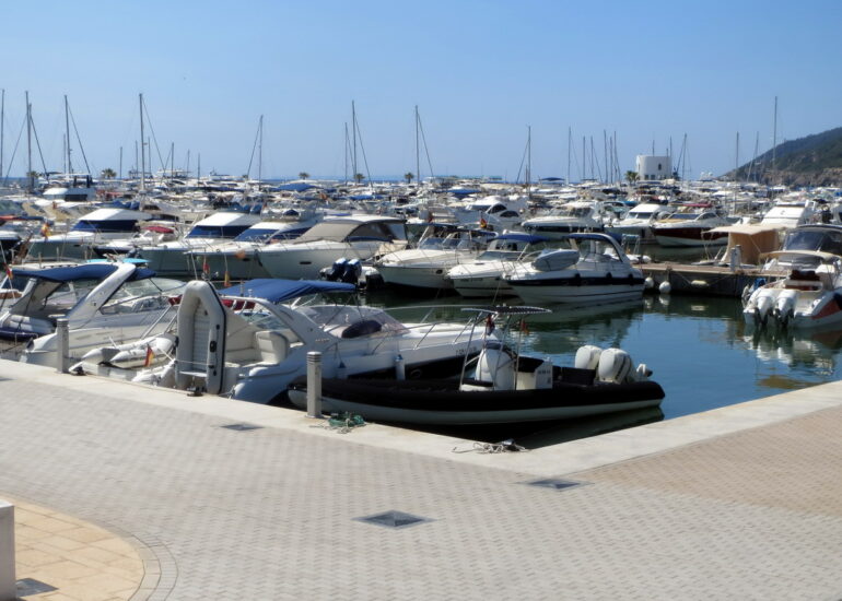 15. Santa Eulalia, un véritable parking à bateaux