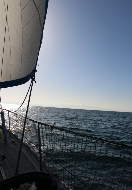 16. Au large de l'Algarve