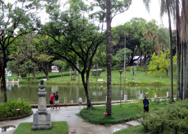 16. BH, le parc municipal