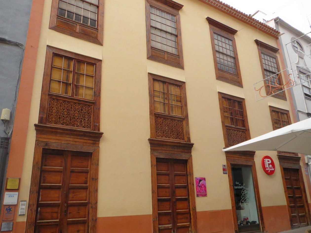 16. Santa Cruz de La Palma