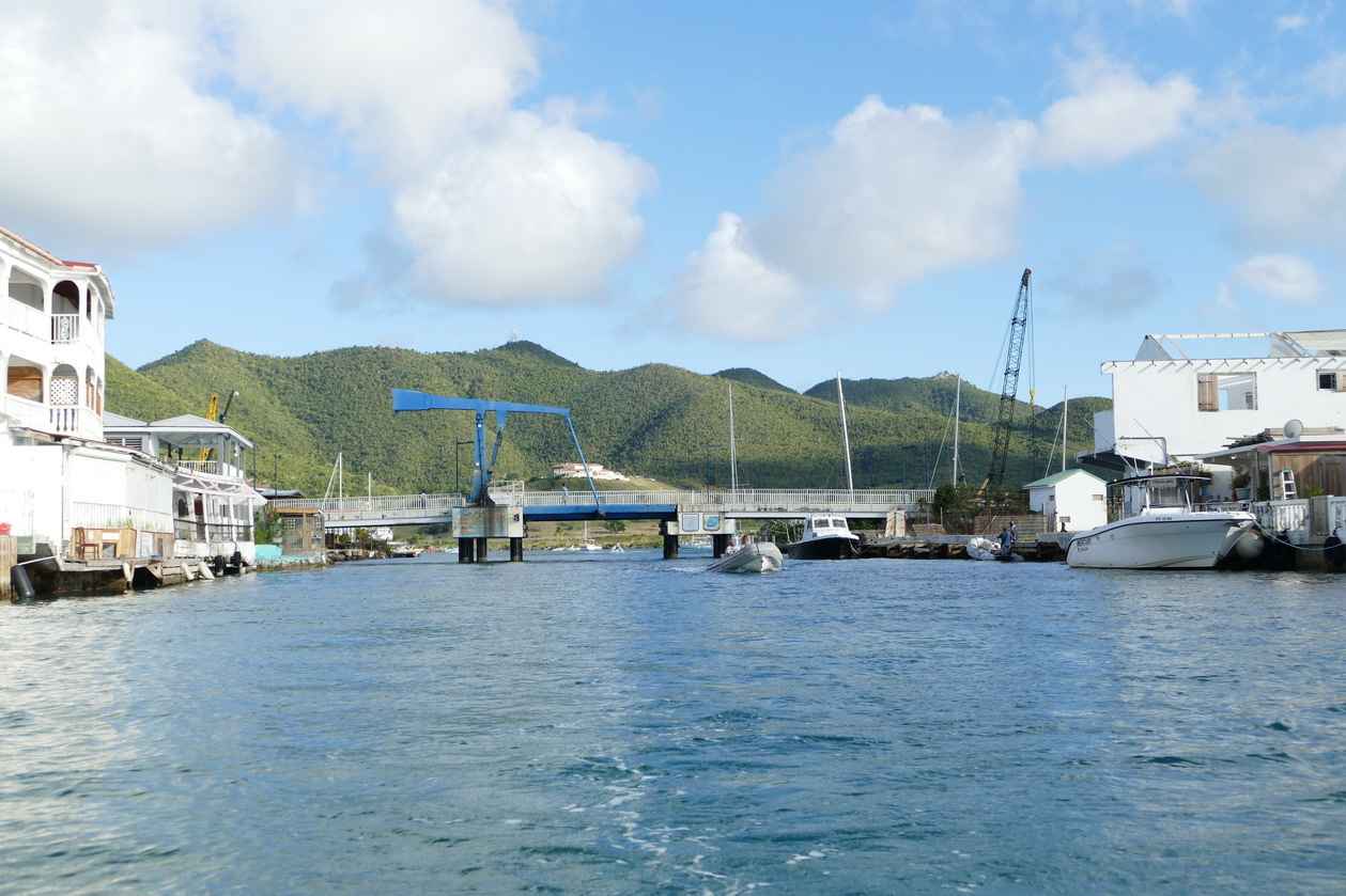 16. St Martin, Marigot, l'entrée de Simpson bay lagoon