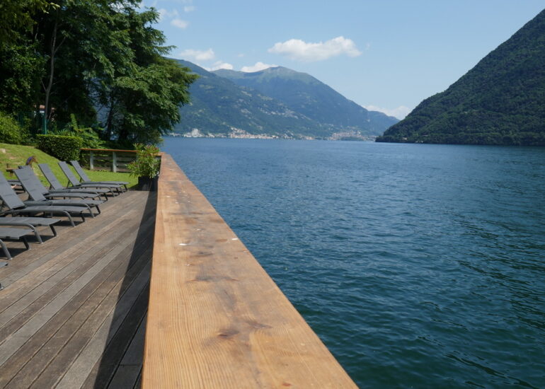 17. Lac de Côme, Brienno, plage privée ouverte au public