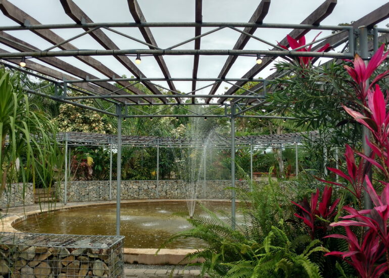 17. Le parc somptueux de la marina