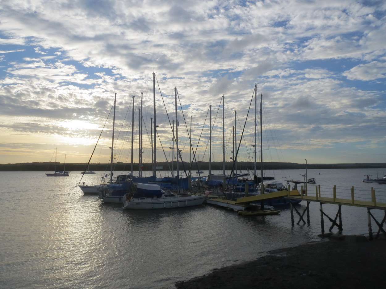 17. Le ponton B de a marina de Jacaré village