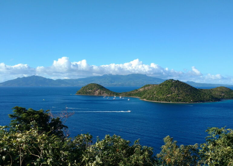 17. Les Saintes