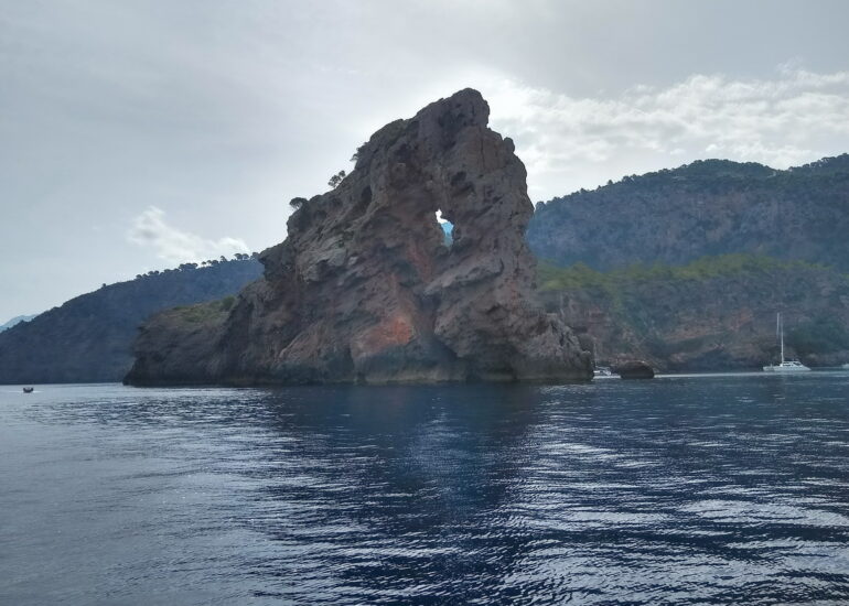 17. Sa Foradada