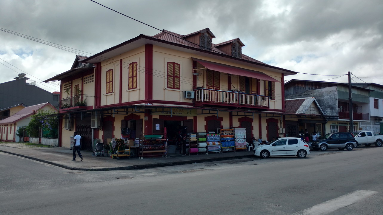 17. St Laurent du Maroni, maison de commerce