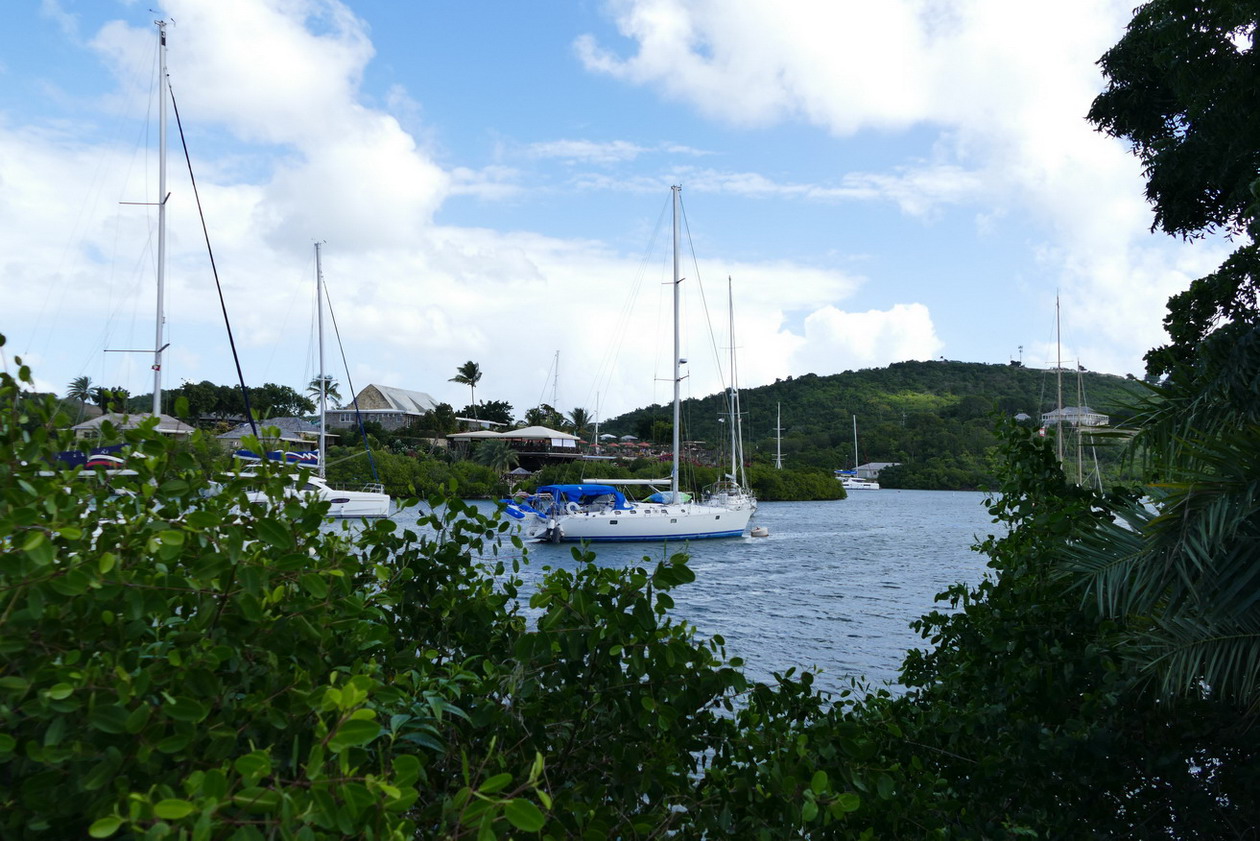 18. Antigua, English harbour, le fond du bras de mer