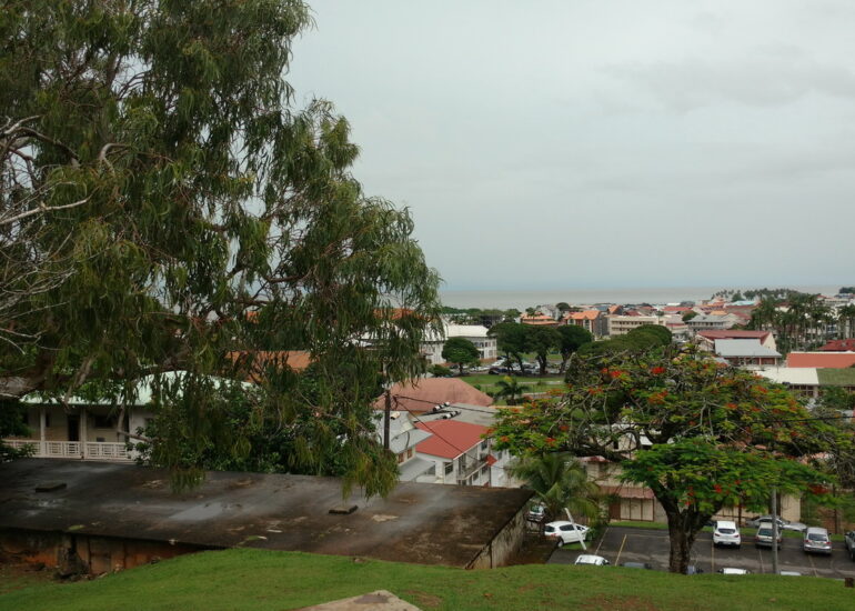18. Cayenne, du fort de Montébo