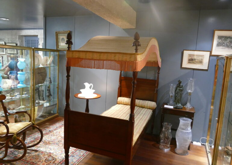 18. La Pagerie, domaine des Tascher ; le lit de Joséphine