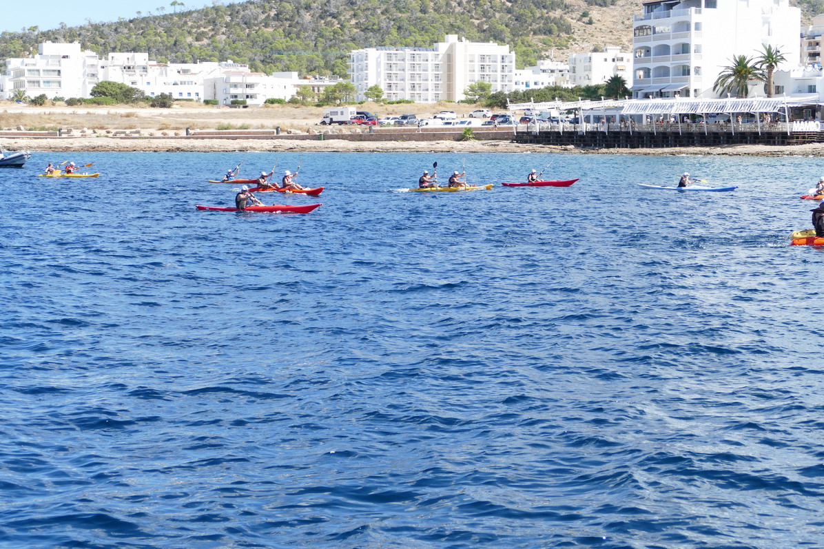 19. Sant Antoni, devant la grande digue, mouillage chahuté