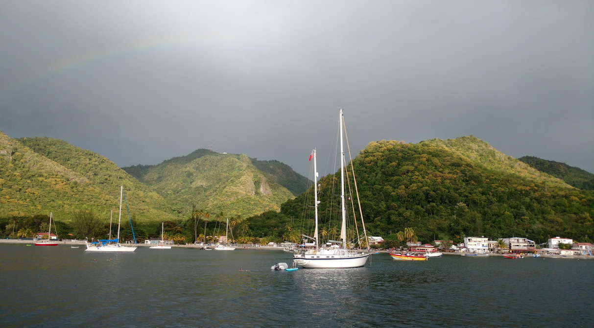 2. La Grande anse d’Arlet, arc-en-ciel après les grains