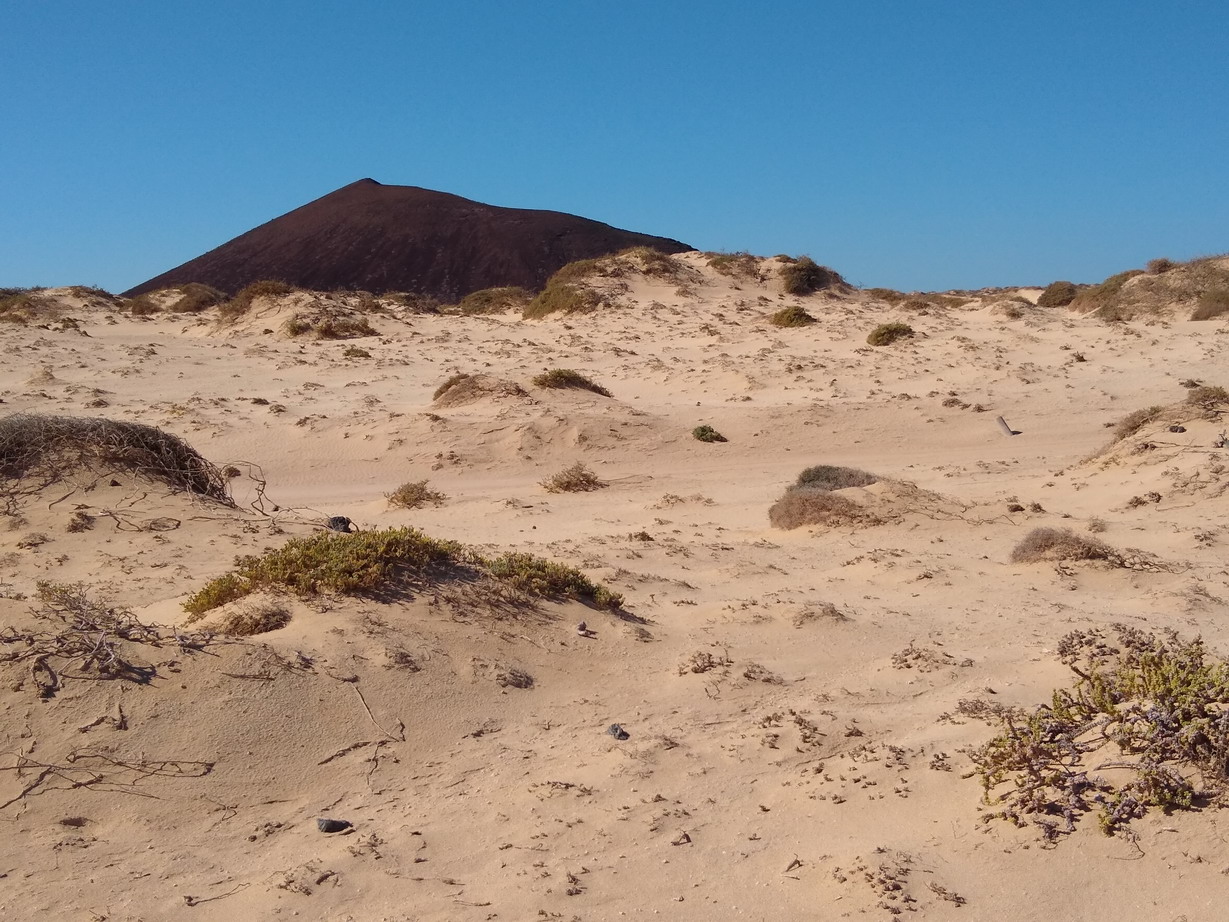 20. La Graciosa - la côte au nord