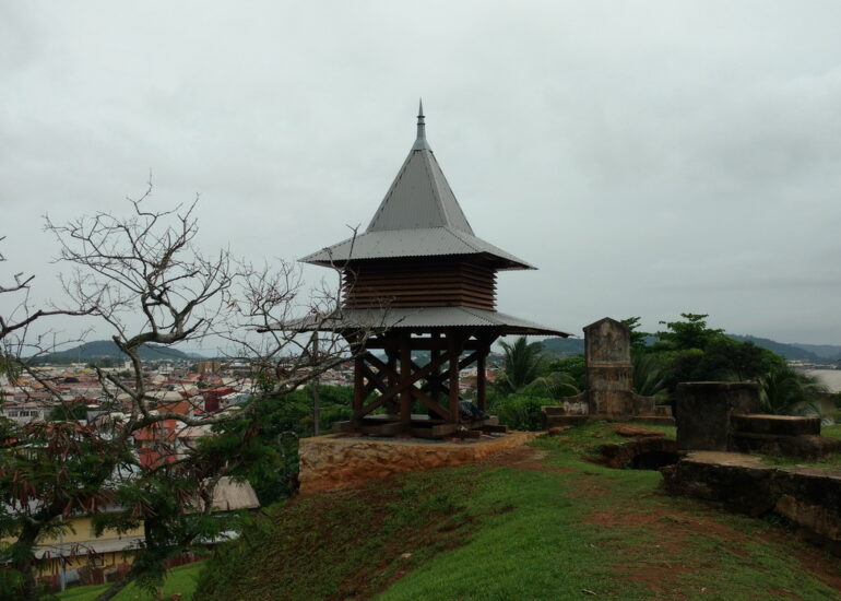 21. Cayenne, du fort de Montébo
