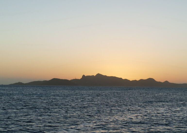21. Les Tobago cays, vue sur Union island