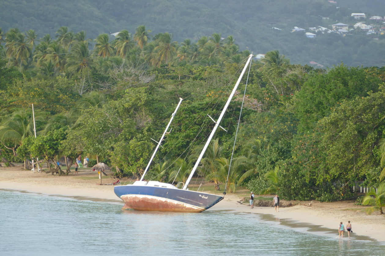 22. La Martinique, Ste Anne, la fin d'un rêvz