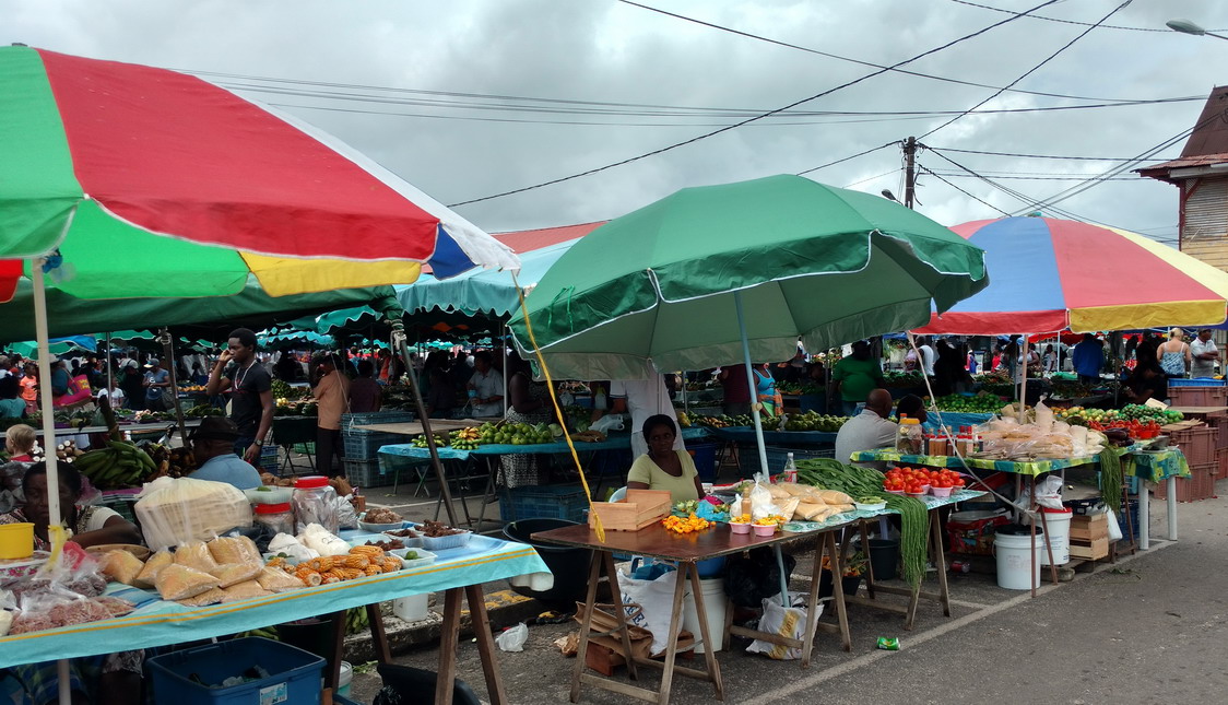 22. St Laurent du Maroni, le marché (le mercredi et le samedi)