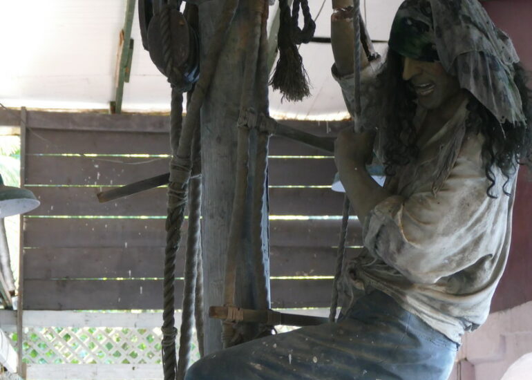 22. Wallilabou, reliques du tournage de Pirate des CaraïbesP1030274