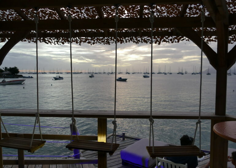 24. La Martinique, Ste Anne, la Dunette, restaurant de bord de mer