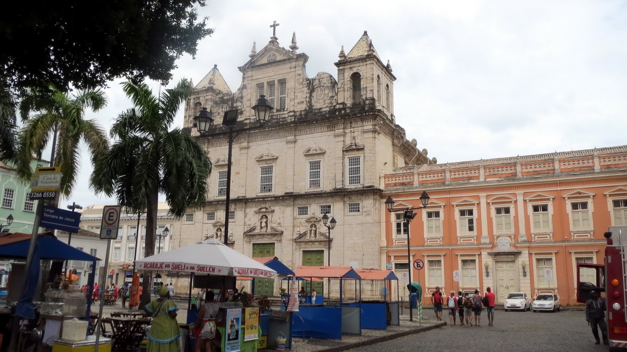 25. SdB, centre historique, la cathédrale basilique