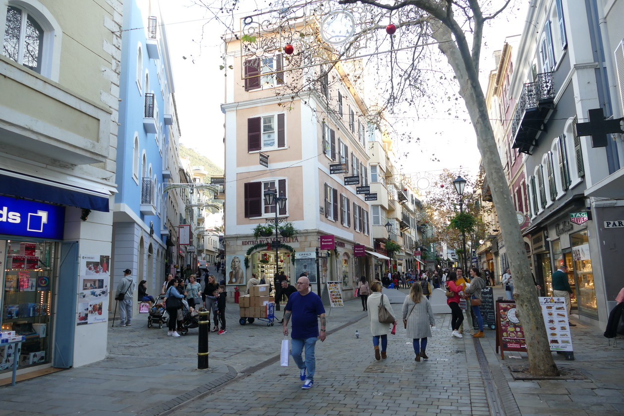 26. Gibraltar, Main street